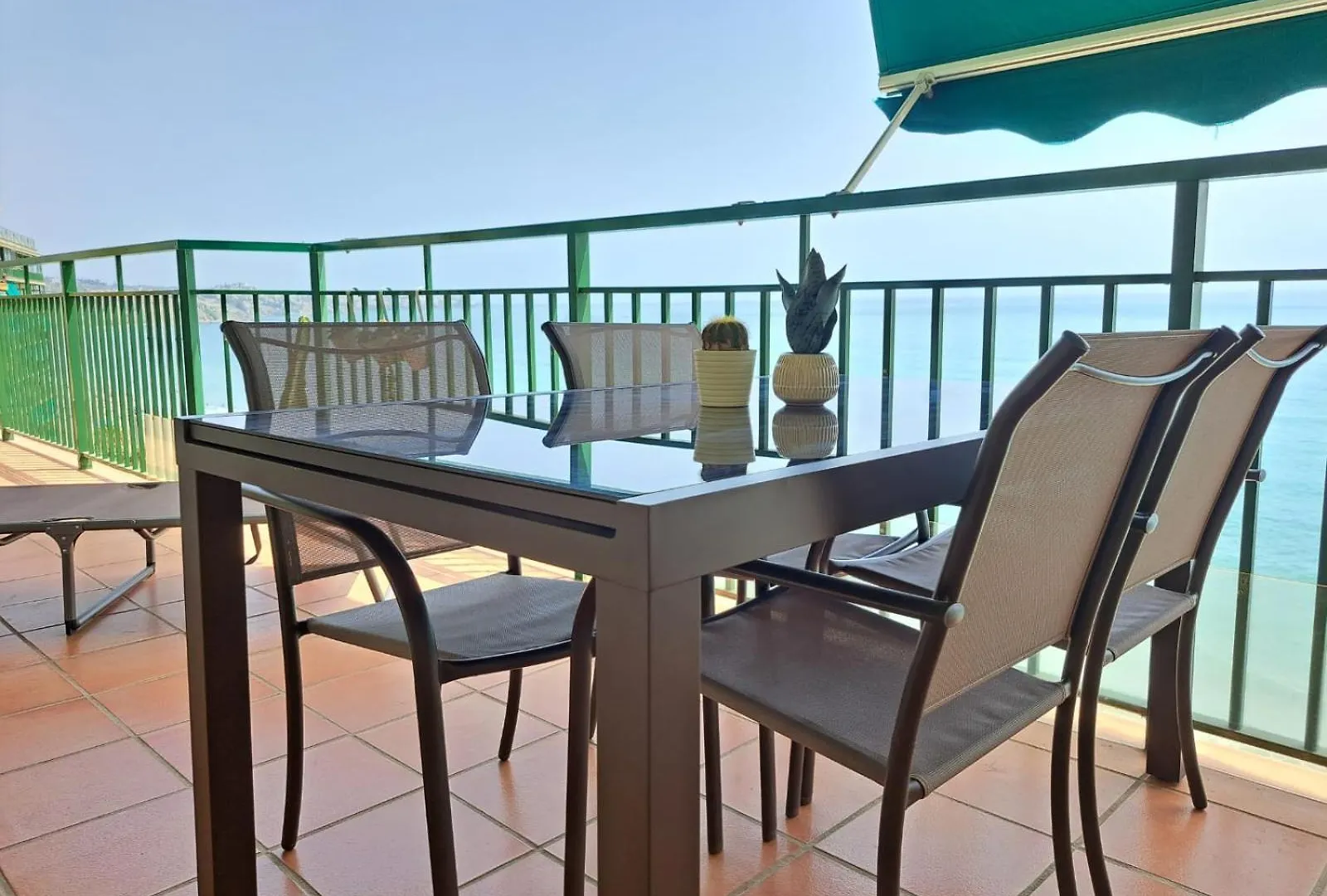 Tuhome Sea Side Fuengirola 0*,  Spain